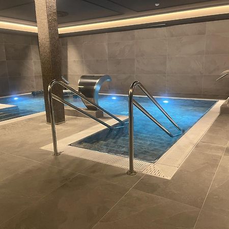 Hotel Luze Boutique ซานเซบาสเตียน ภายนอก รูปภาพ